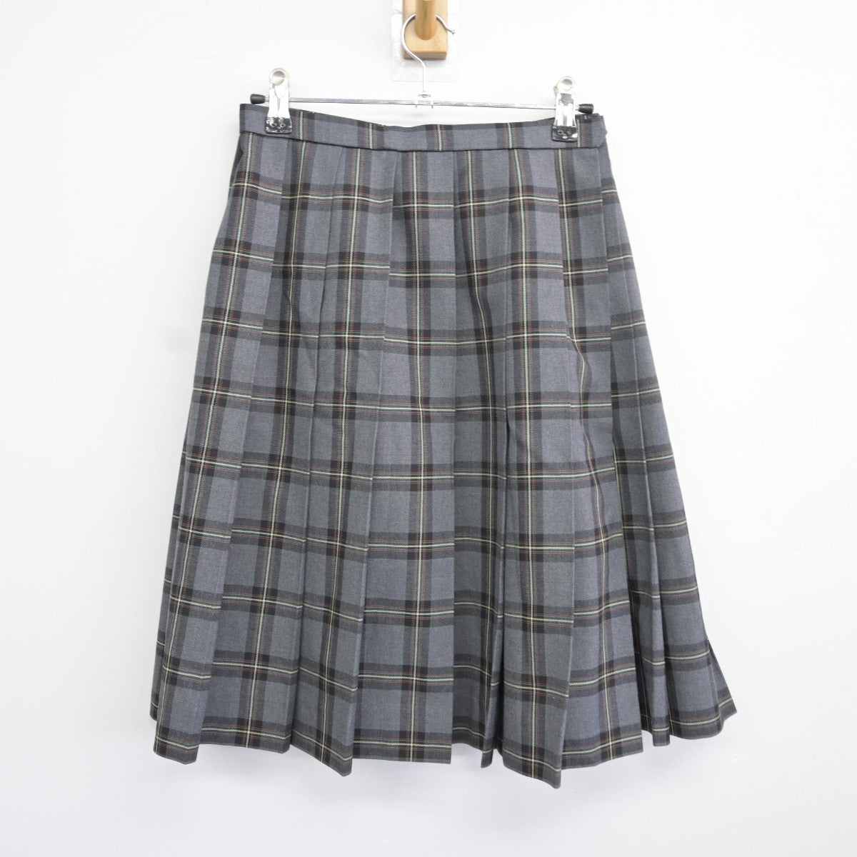 【中古】埼玉県 栄東中学高等学校 女子制服 3点（ニット・シャツ・スカート）sf036053