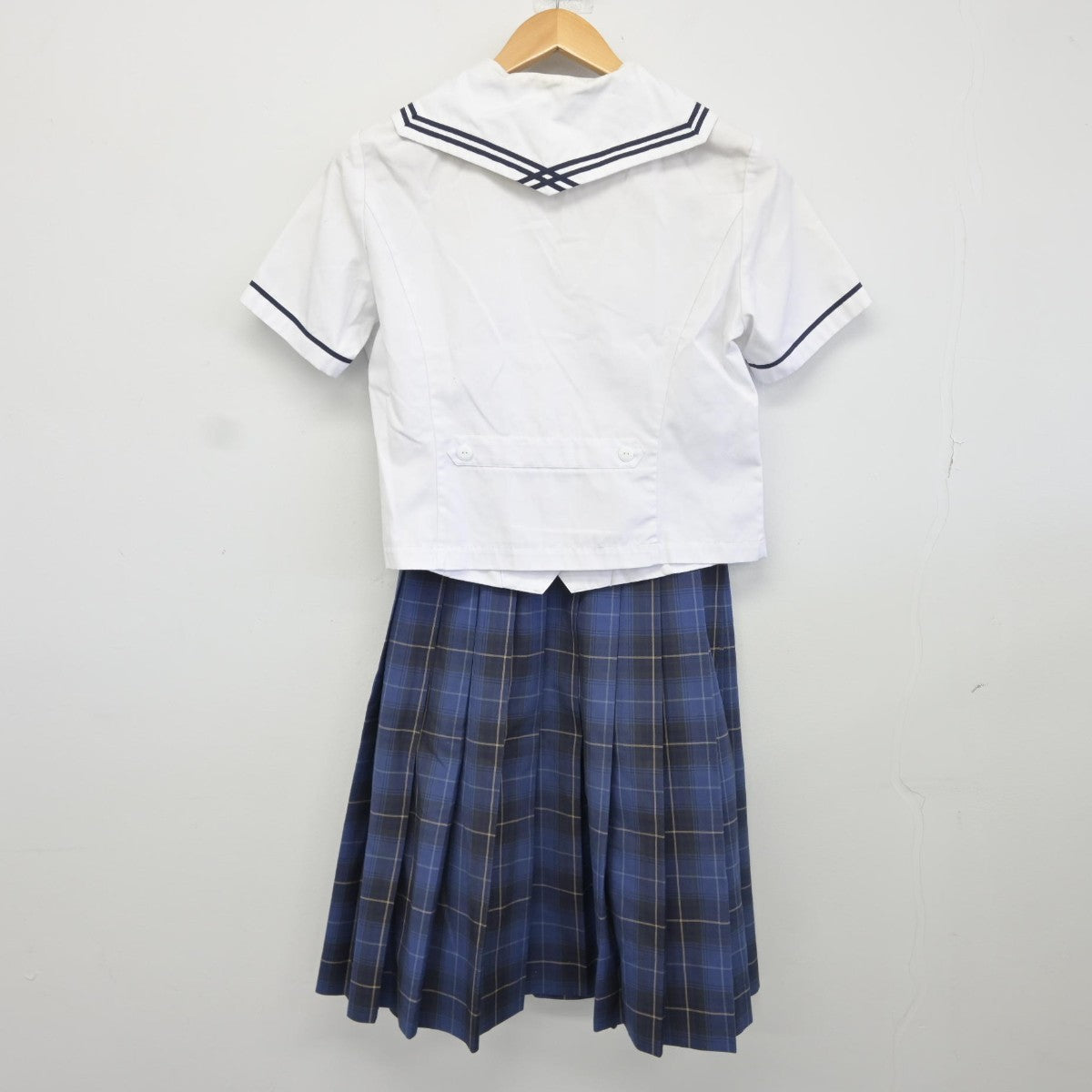 【中古】埼玉県 栄東中学・高等学校 女子制服 3点（セーラー服・スカート）sf036067