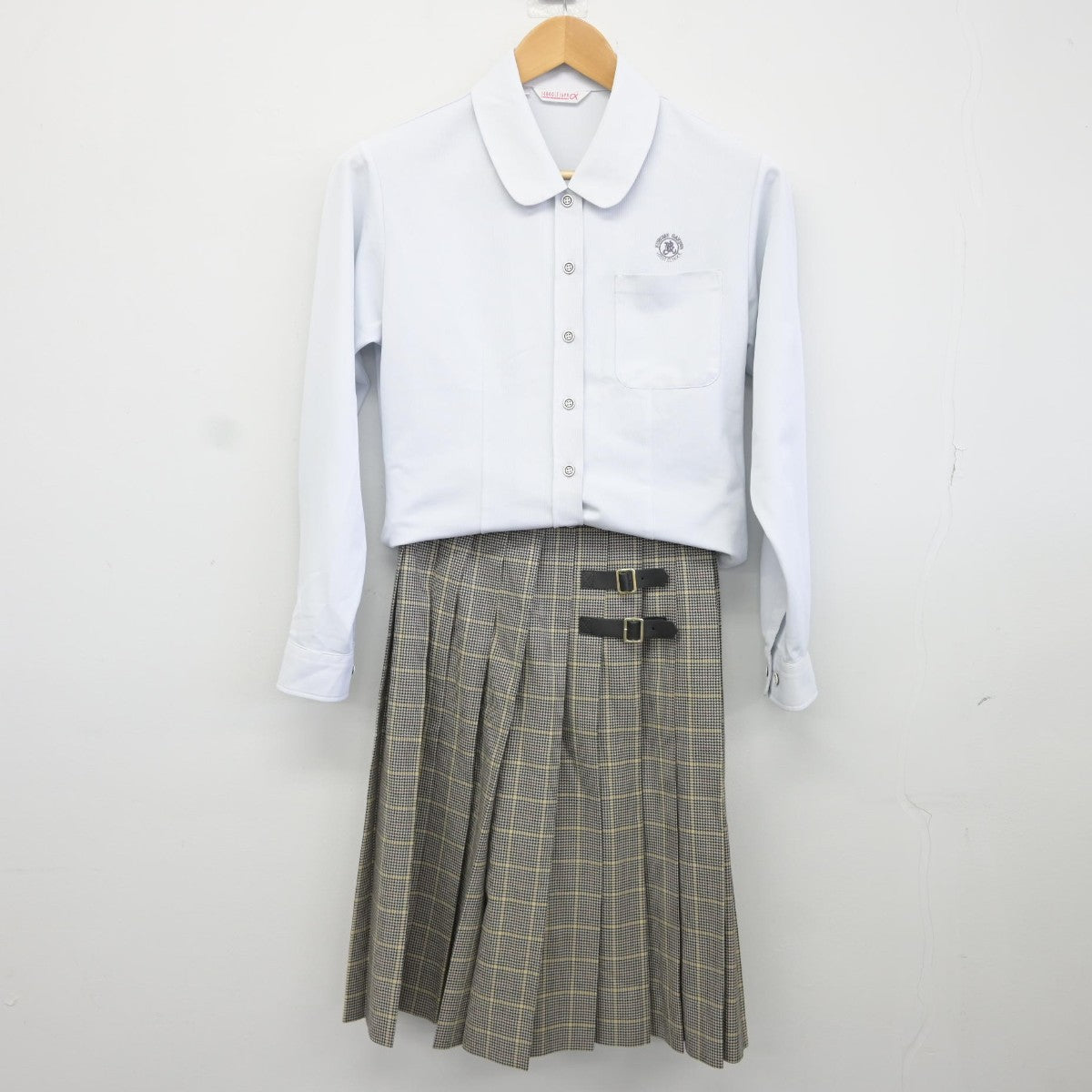 【中古】福岡県 久留米学園高等学校 女子制服 3点（シャツ・ニット・スカート）sf036071