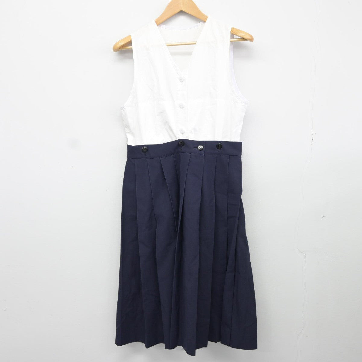 【中古】千葉県 和洋国府台女子中学校 女子制服 3点（セーラー服・ジャンパースカート）sf036132