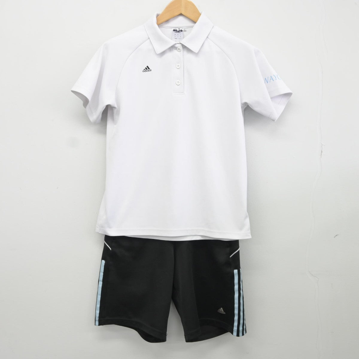 【中古】千葉県 和洋国府台女子中学校 女子制服 2点（体操服 上・体操服 下）sf036136