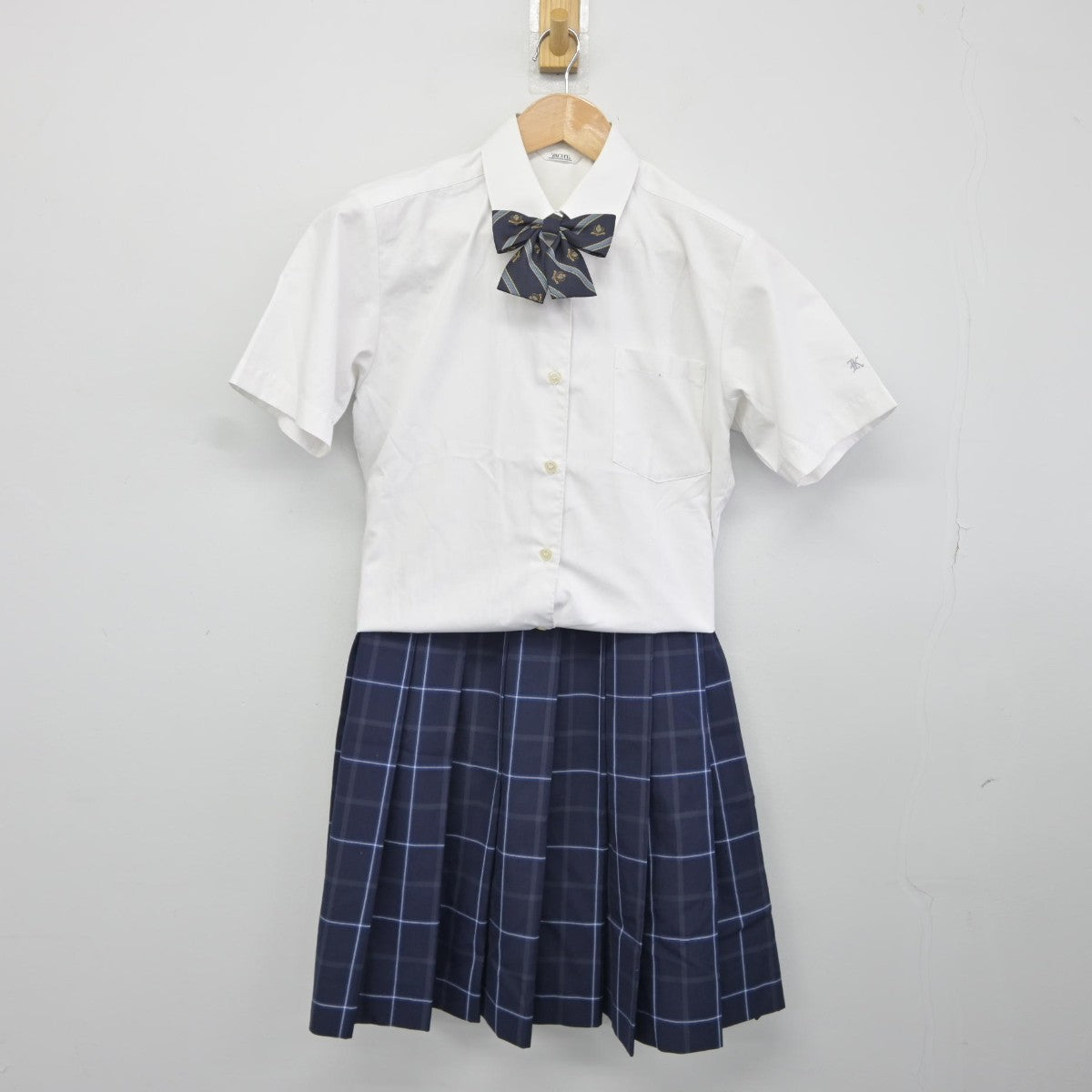 【中古】東京都 駒込中学校高等学校 女子制服 4点（シャツ・スカート）sf036180