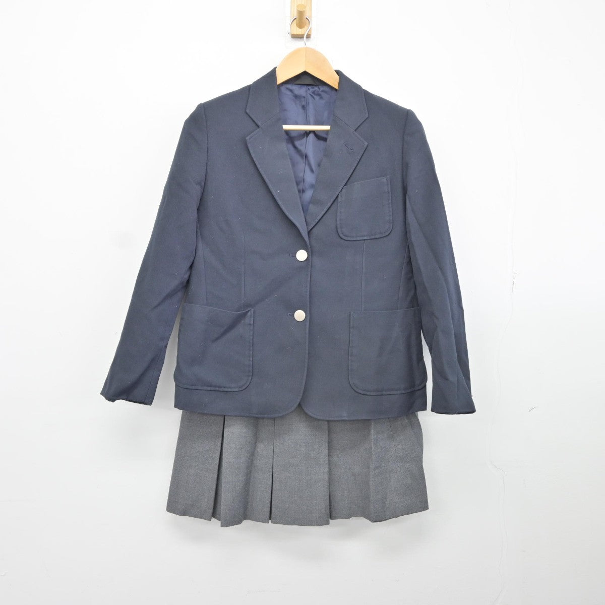 【中古】神奈川県 東鴨居中学校 女子制服 3点（ブレザー・ニット・スカート）sf036250