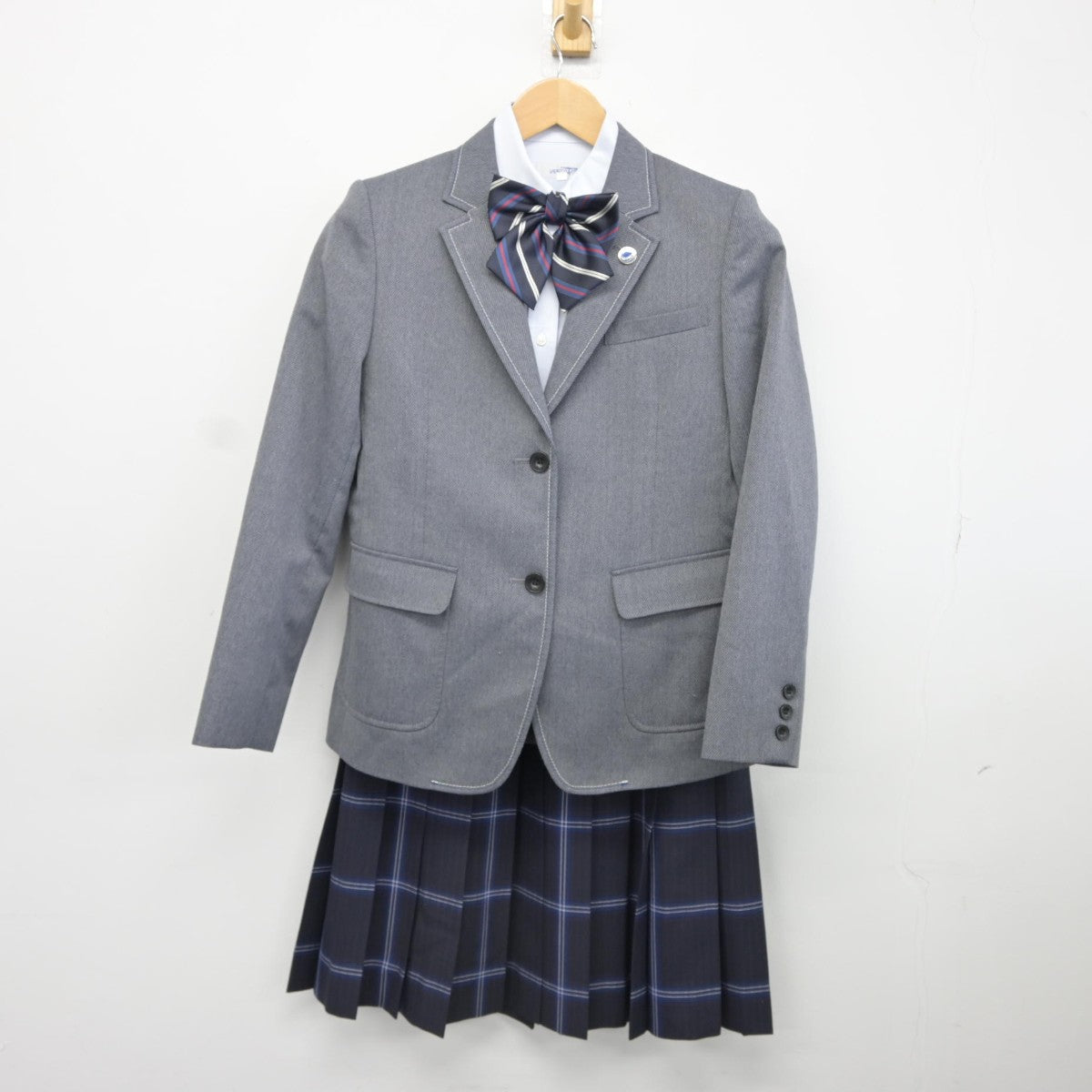 【中古】広島県 広島修道大学ひろしま協創中学校 女子制服 6点（ブレザー・シャツ・シャツ・スカート）sf036303