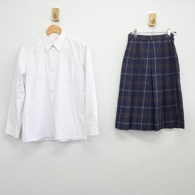 【中古】 学校名不明 女子制服 2点（シャツ・スカート）sf036357