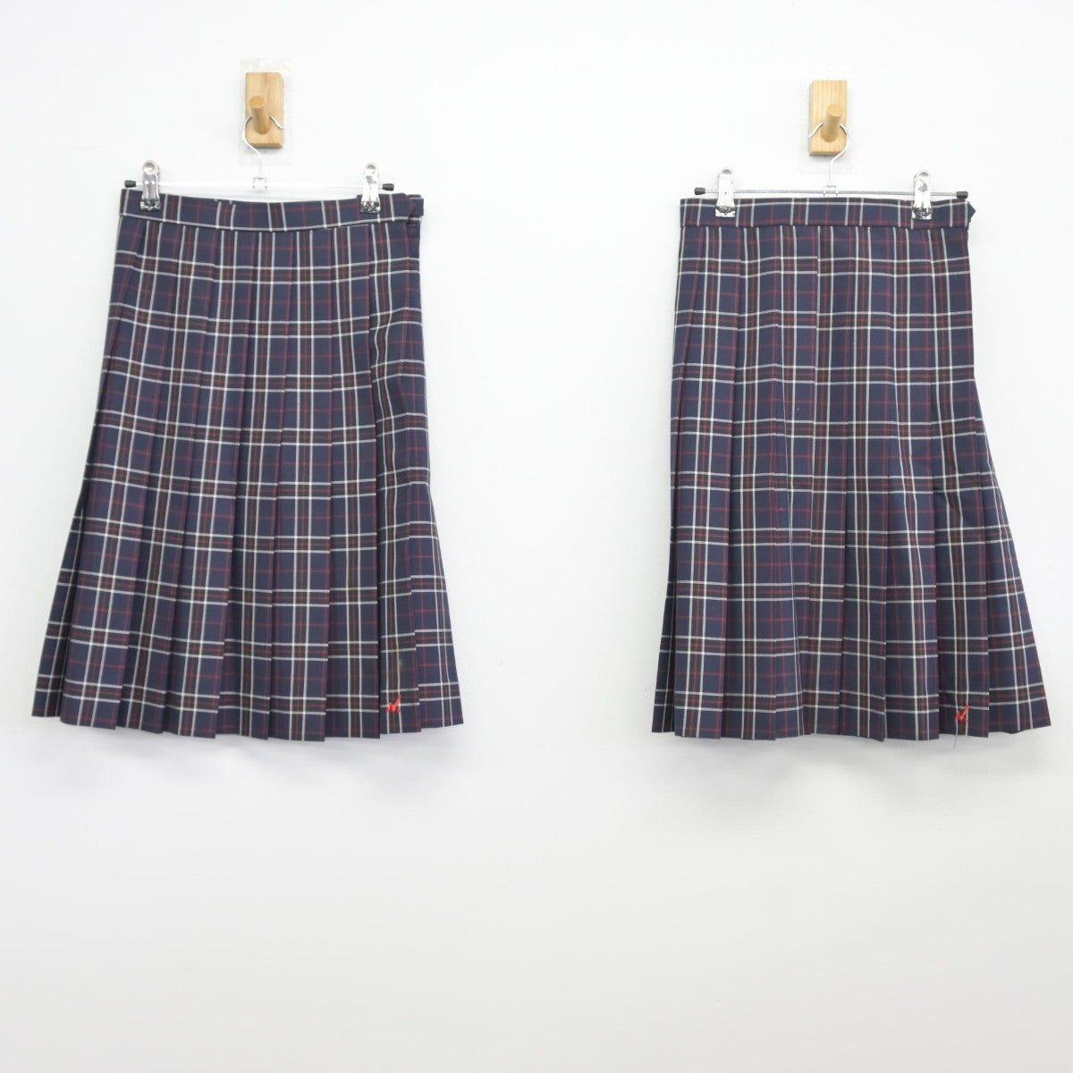 【中古】岐阜県 大垣日本大学高等学校 女子制服 3点（ブレザー・スカート）sf036361