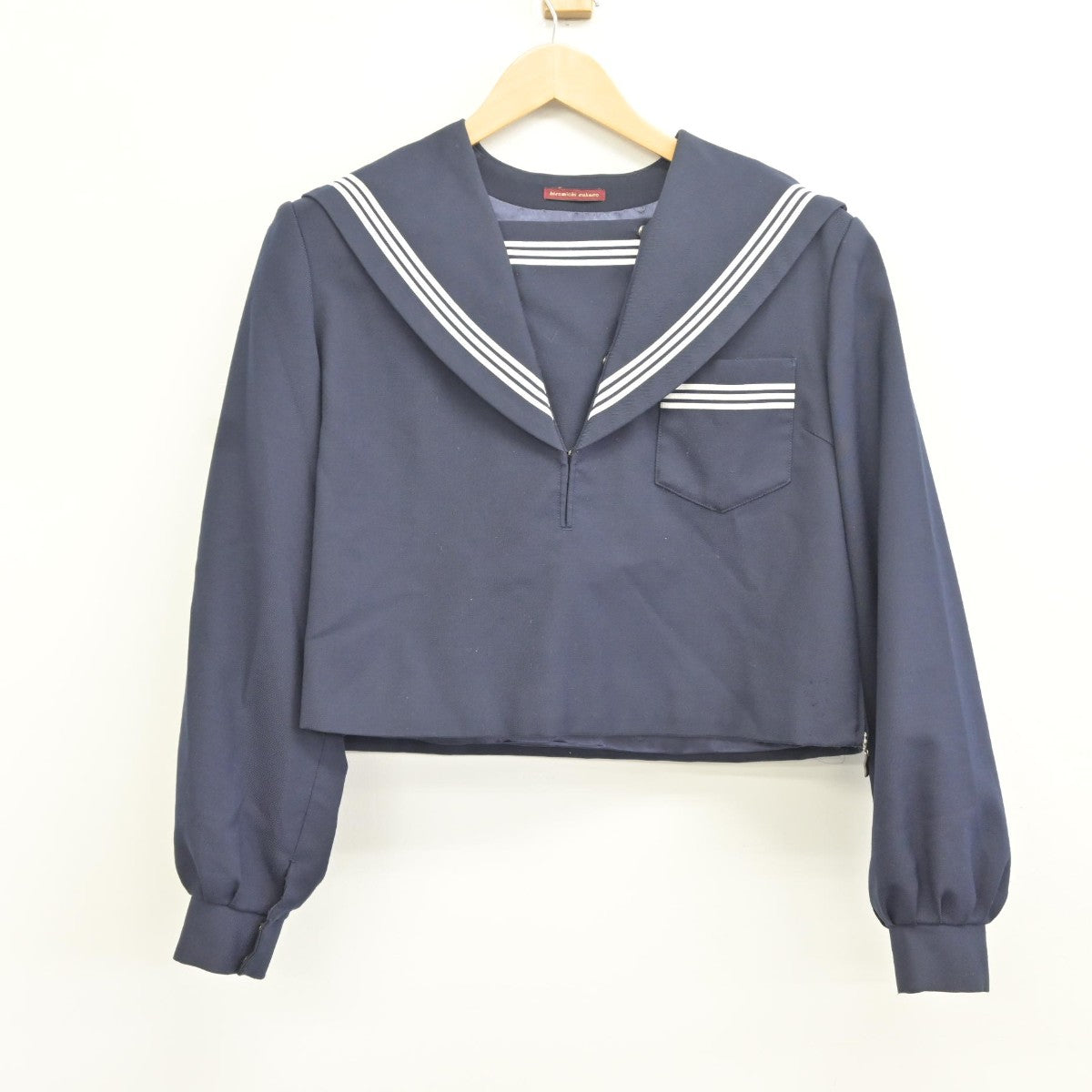 【中古】岐阜県 大垣市立赤坂中学校 女子制服 3点（セーラー服・スカート・スカート）sf036365