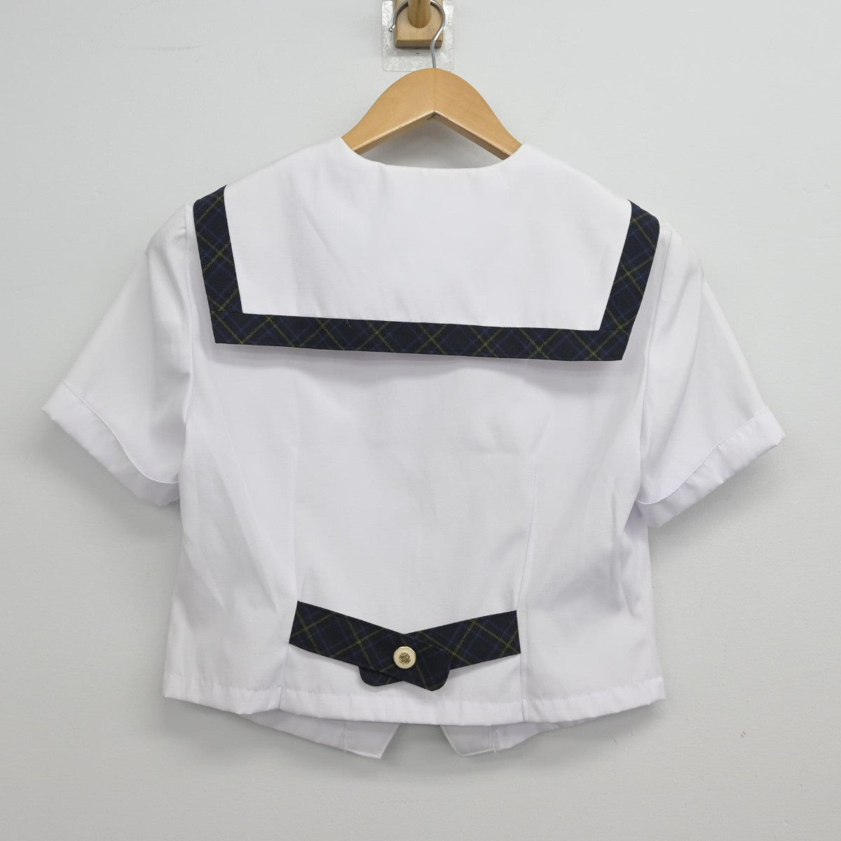 【中古】秋田県 城東中学校 女子制服 3点（セーラー服・スカート）sf036408