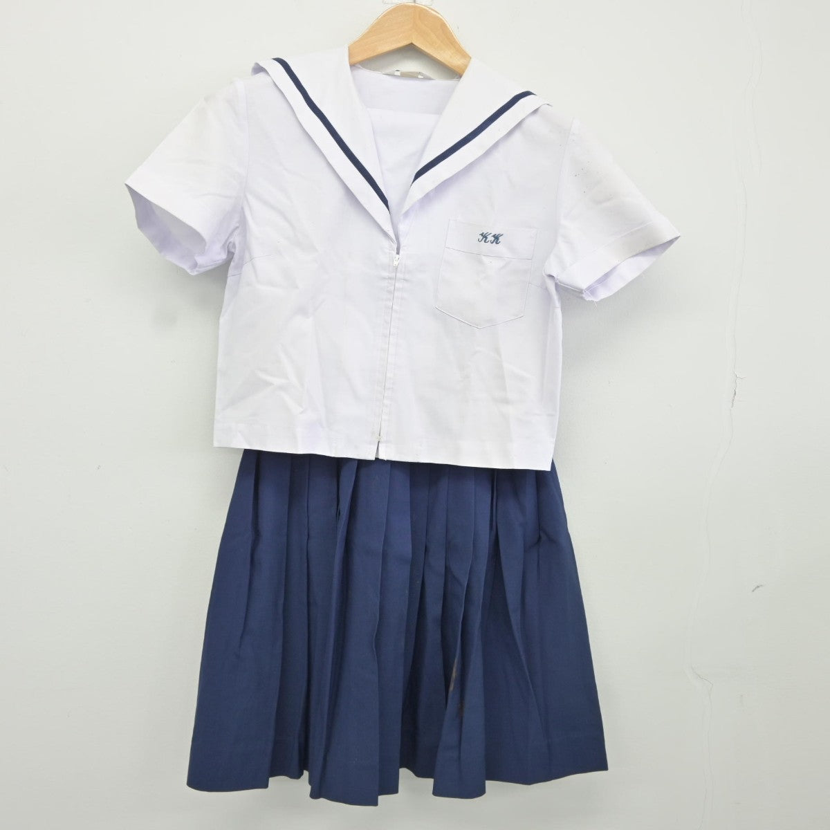 【中古】兵庫県 加古川北高等学校 女子制服 2点（セーラー服・スカート）sf036540