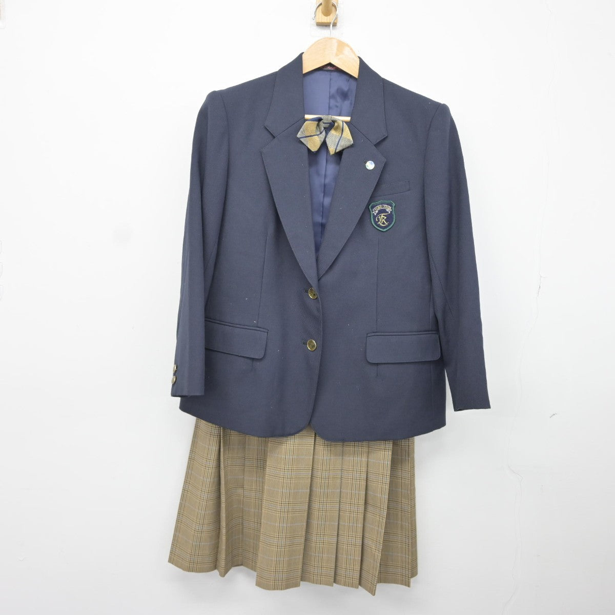 【中古】埼玉県 土呂中学校 女子制服 5点（ブレザー・スカート）sf036630