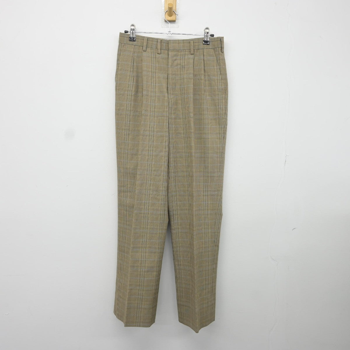 【中古】埼玉県 土呂中学校 男子制服 2点（シャツ・ズボン）sf036631