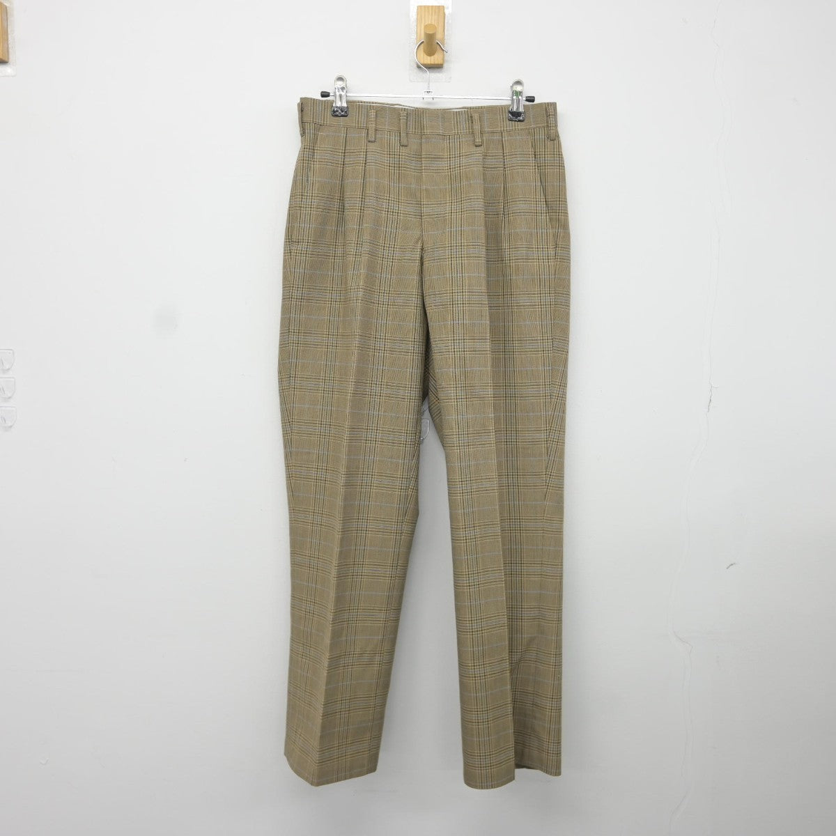 【中古】埼玉県 土呂中学校 男子制服 2点（シャツ・ズボン）sf036632