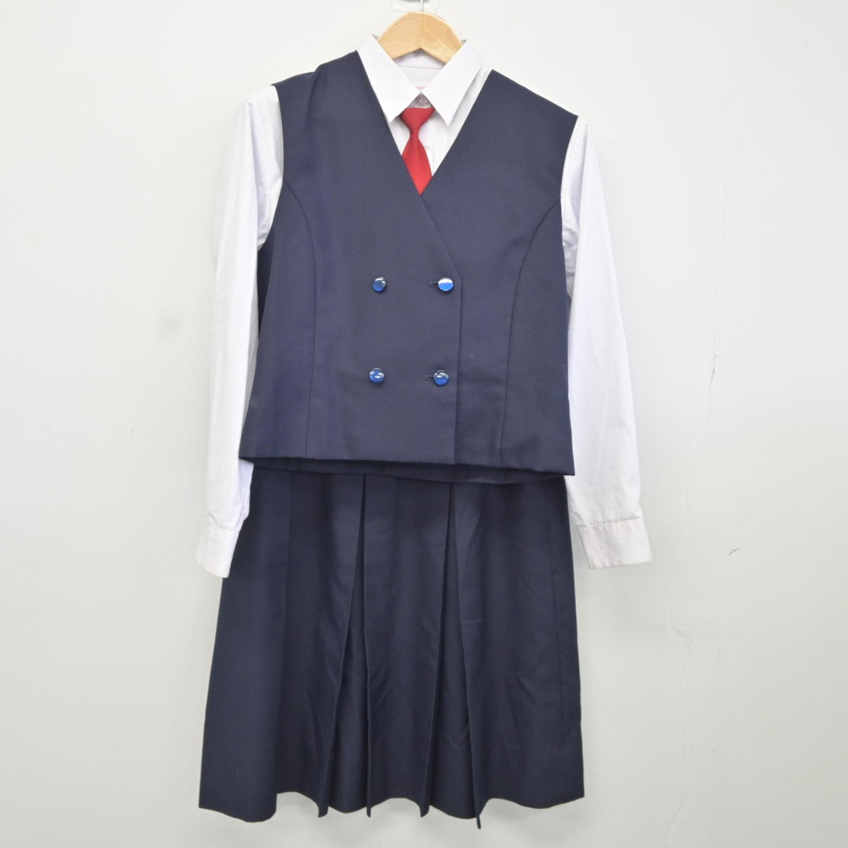 【中古】埼玉県 鴻巣西中学校 女子制服 5点（ブレザー・ベスト・シャツ・スカート）sf036656