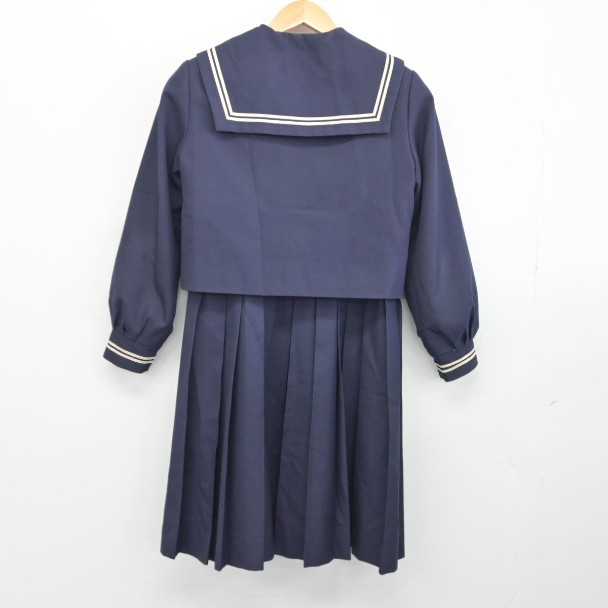 【中古】茨城県 都和中学校 女子制服 3点（セーラー服・ジャンパースカート）sf036707