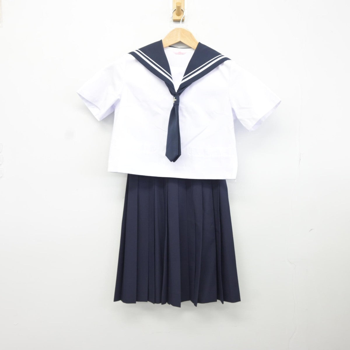 【中古】山形県 山形市立十中学校 女子制服 5点（セーラー服・セーラー服・スカート）sf036722