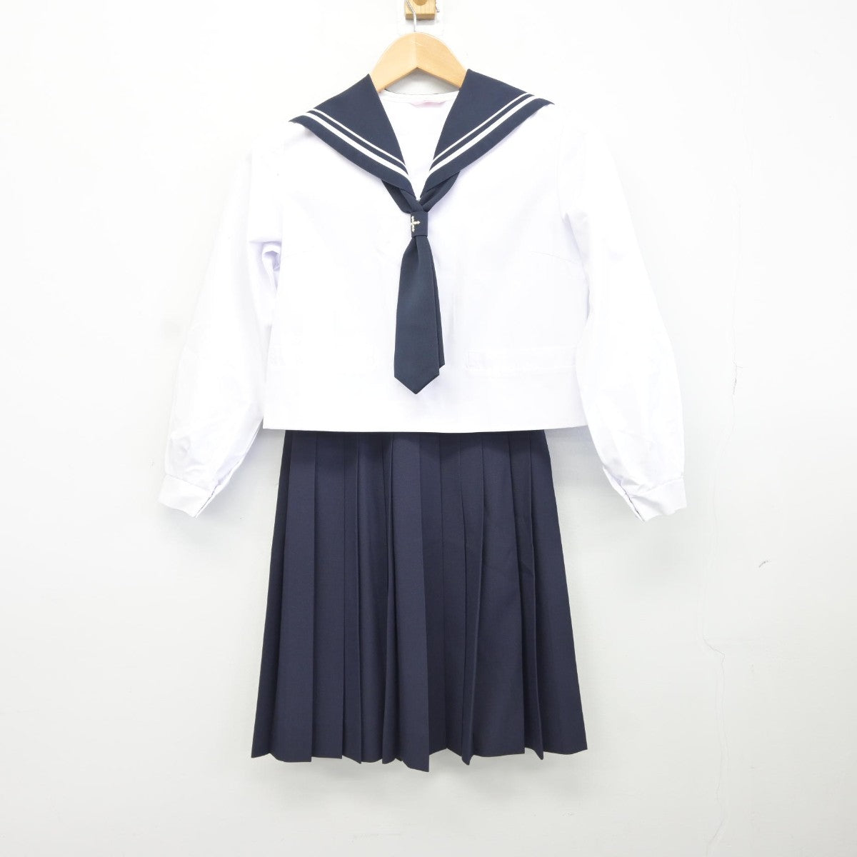 【中古】山形県 山形市立十中学校 女子制服 5点（セーラー服・セーラー服・スカート）sf036722