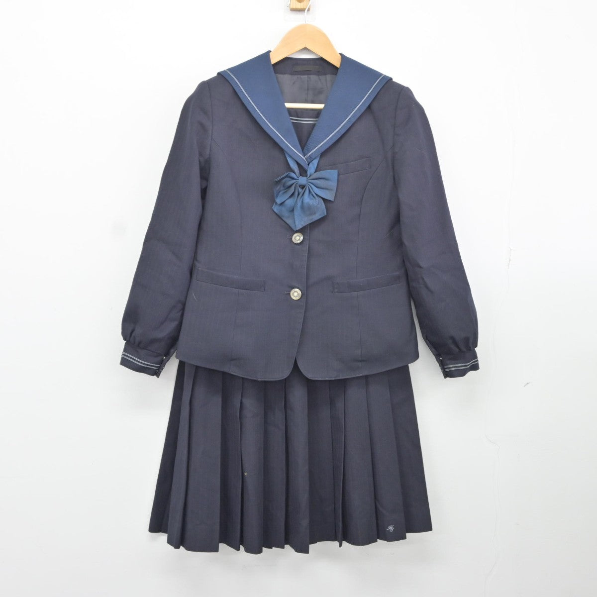 【中古】東京都 晴海総合高等学校 女子制服 3点（ブレザー・スカート）sf036773