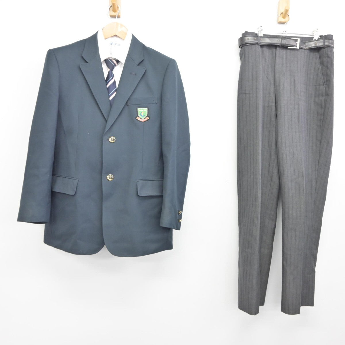 【中古】岐阜県 安達学園中京高等学校 男子制服 5点（ブレザー・シャツ・ズボン）sf036834