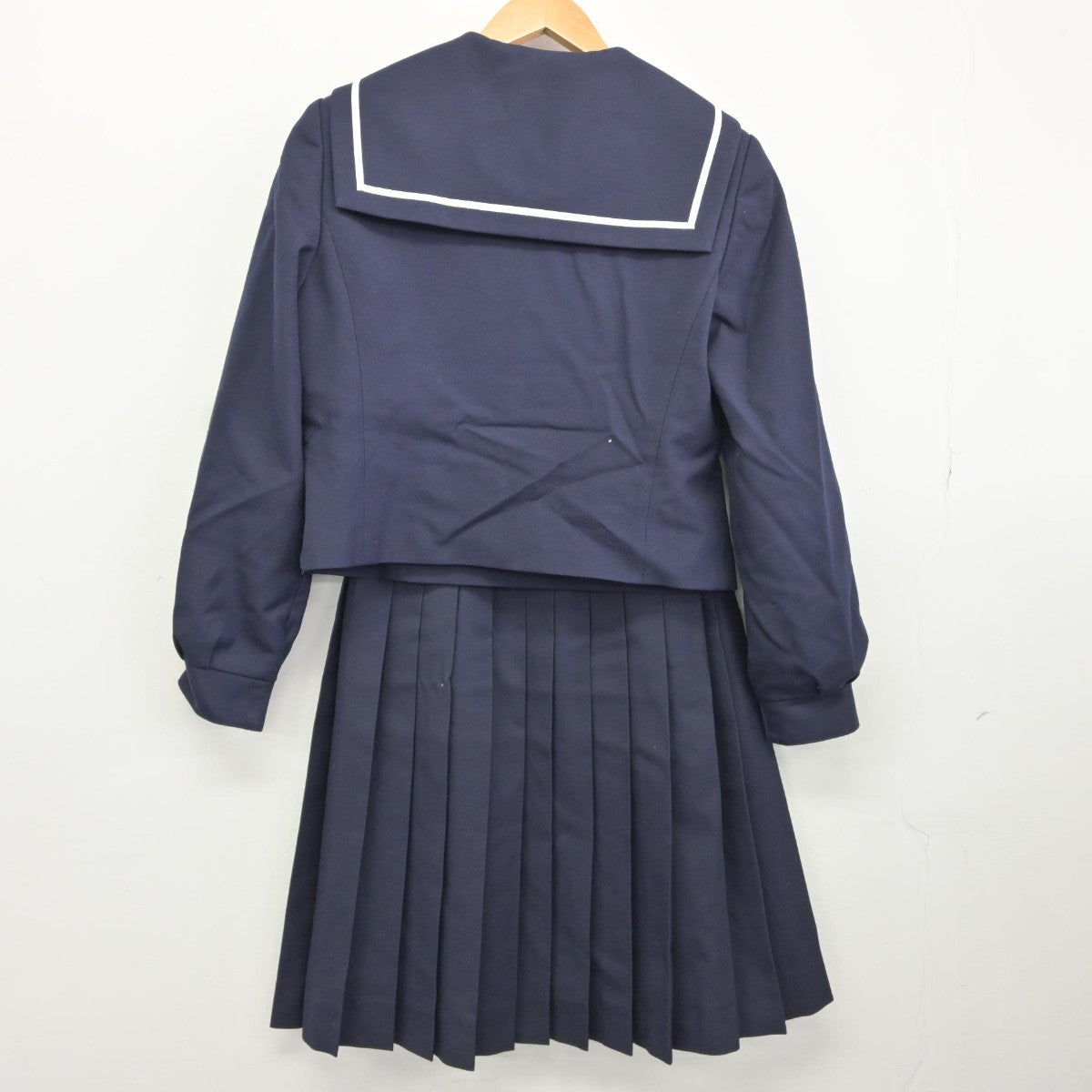 【中古】北海道 江別第一中学校 女子制服 3点（セーラー服・スカート）sf036845