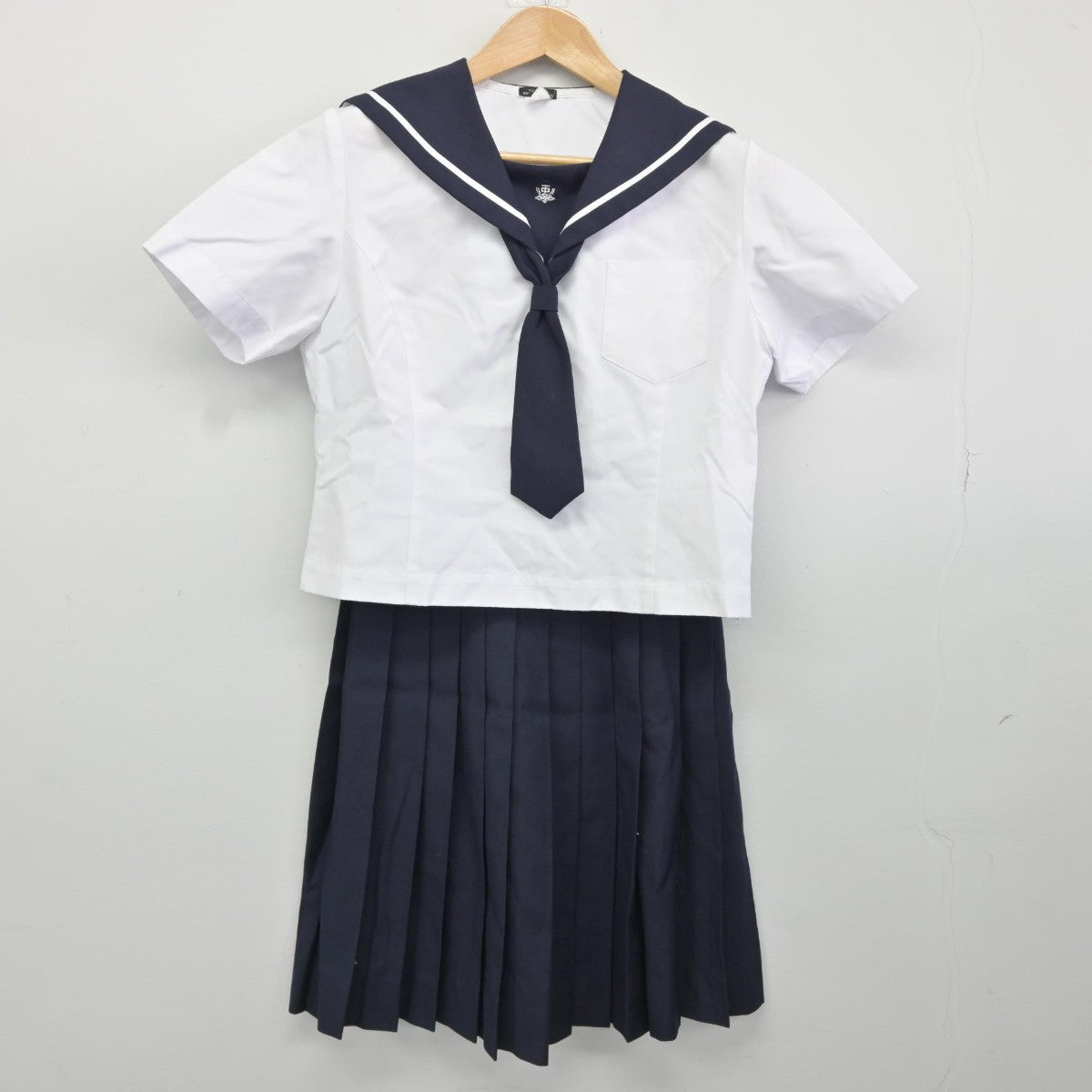 【中古】北海道 江別第一中学校 女子制服 5点（セーラー服・セーラー服・スカート）sf036846