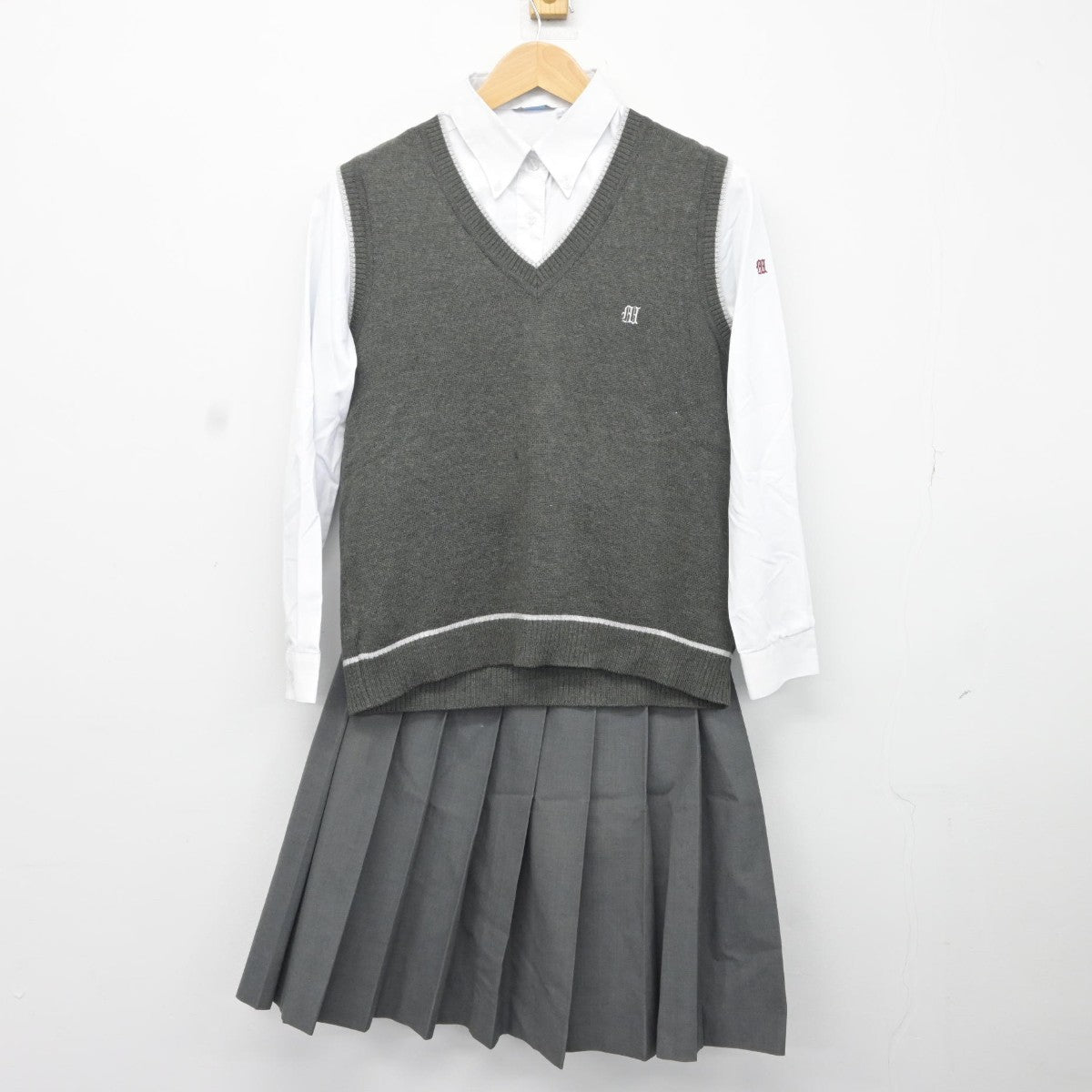 【中古】福島県 福島南高等学校 女子制服 4点（ブレザー・ニットベスト・シャツ・スカート）sf036901