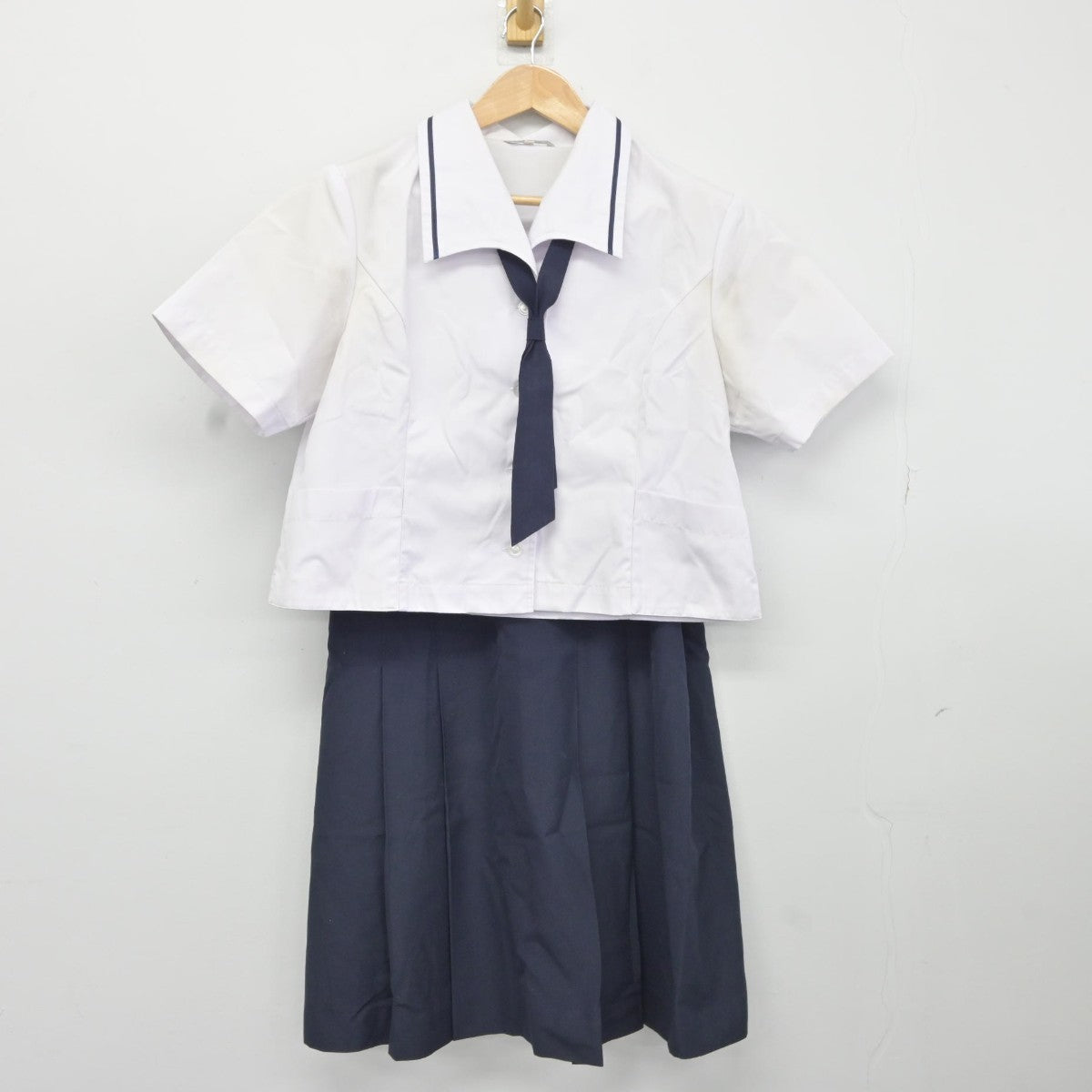 【中古】広島県 大門高等学校 女子制服 4点（シャツ・シャツ・スカート）sf036908