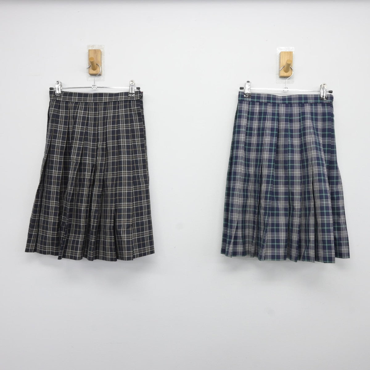 【中古】福島県 湯本高等学校 女子制服 4点（ブレザー・スカート）sf036915