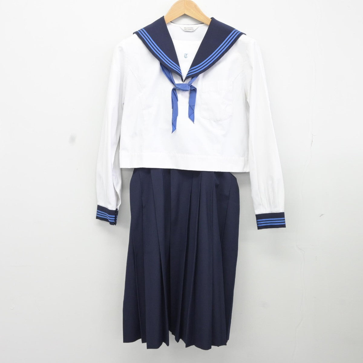 【中古】熊本県 東稜高等学校 女子制服 3点（セーラー服・スカート）sf037027