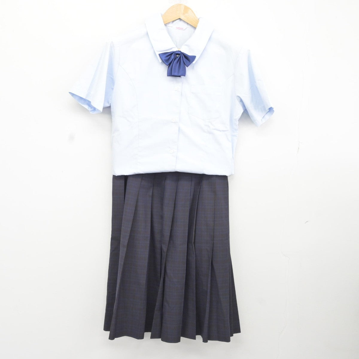 【中古】熊本県 熊本西高等学校 女子制服 4点（シャツ・スカート）sf037031