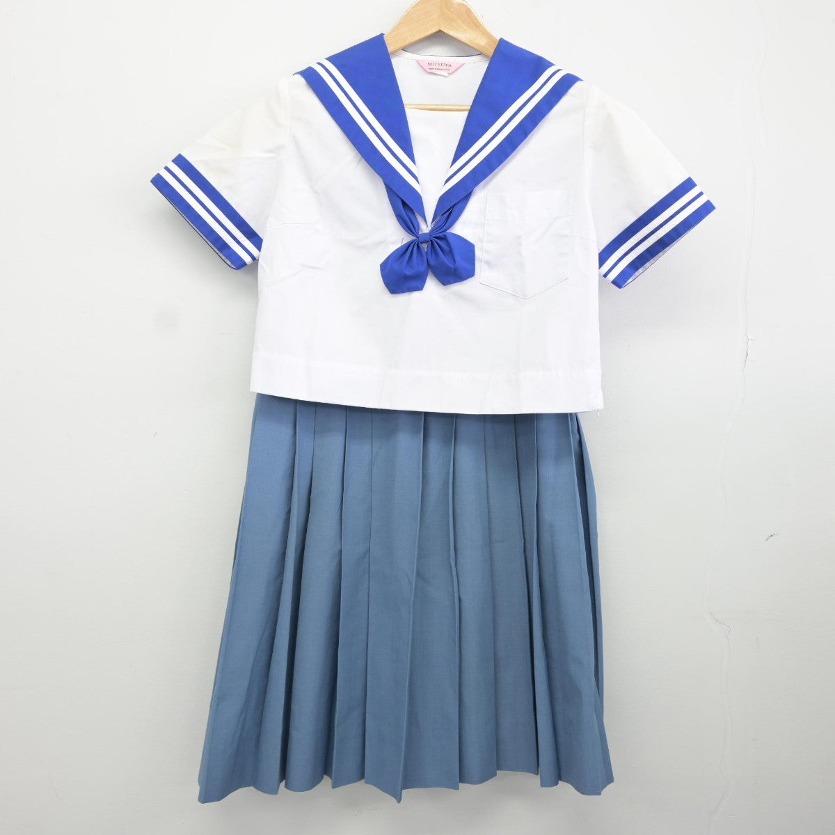 【中古】熊本県 託麻中学校 女子制服 5点（セーラー服・スカート）sf037039