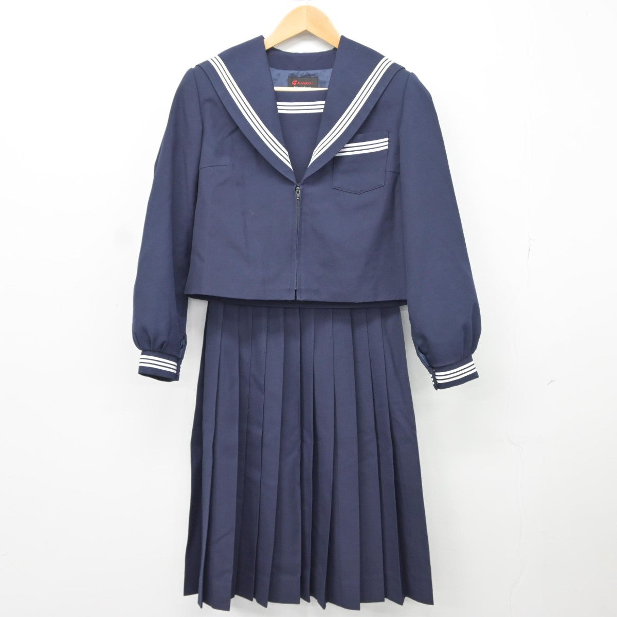 【中古】岐阜県 北和中学校 女子制服 2点（セーラー服・スカート）sf037087