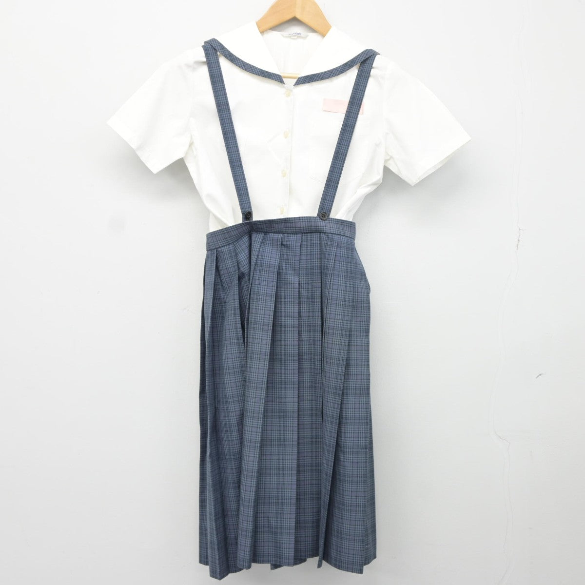 【中古】宮崎県 檍中学校 女子制服 2点（セーラー服・スカート）sf037108