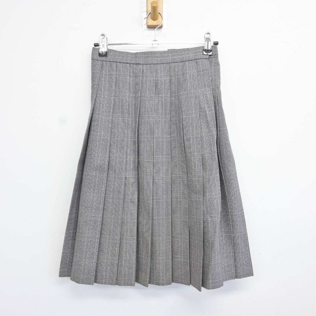 【中古】東京都 東京都立第五商業高等学校 女子制服 2点（ニット・スカート）sf037178