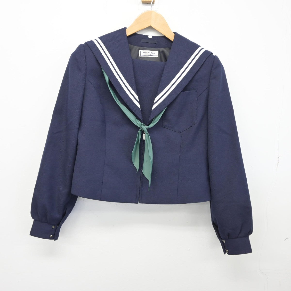 【中古】愛知県 大府南中学校 女子制服 3点（セーラー服・スカート）sf037180