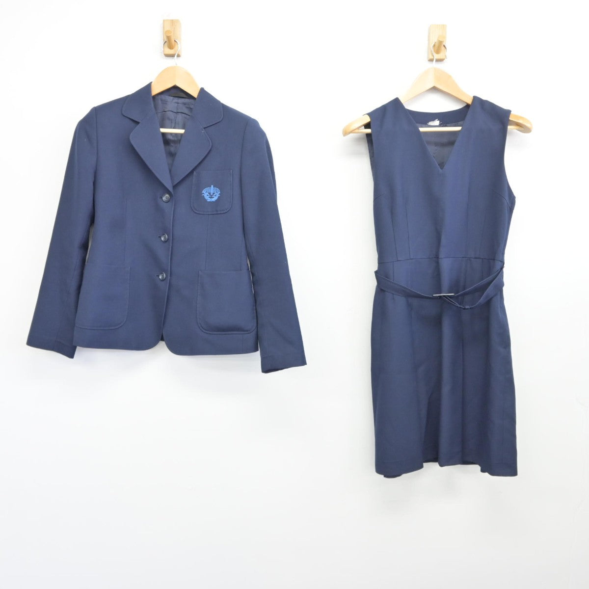 【中古】神奈川県 横浜市立田奈中学校 女子制服 3点（ブレザー・ジャンパースカート）sf037227