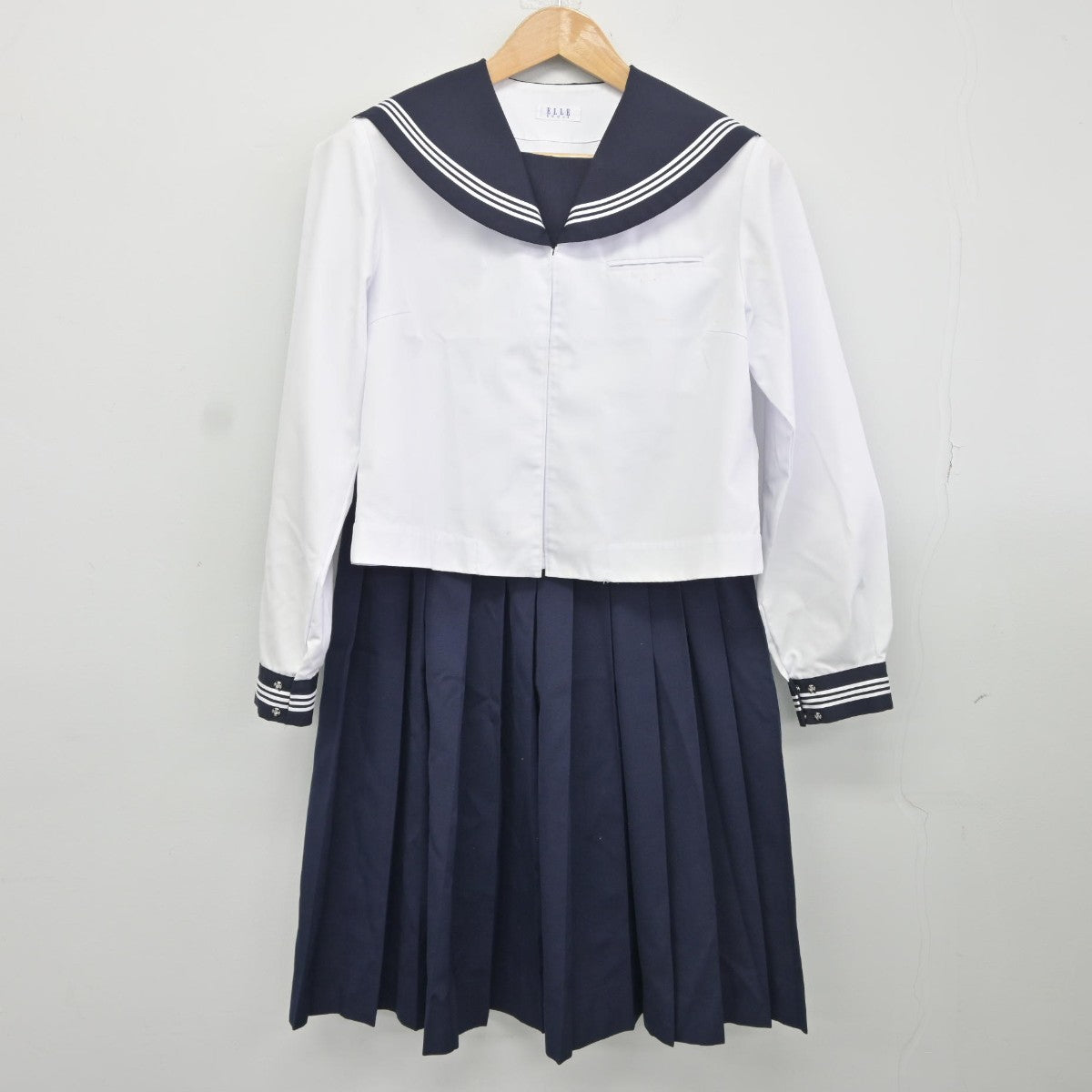 【中古】青森県 下田中学校 女子制服 4点（セーラー服・セーラー服・スカート）sf037242