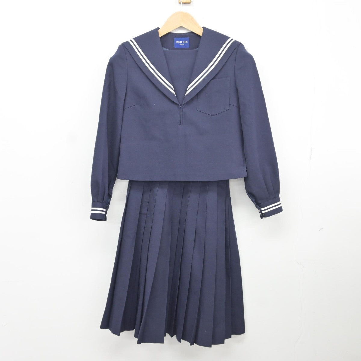 【中古】愛知県 吉田方中学校 女子制服 2点（セーラー服・スカート）sf037346