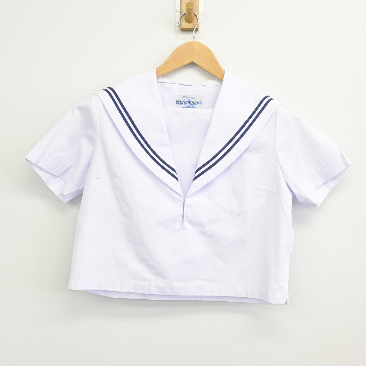 【中古】愛知県 吉田方中学校 女子制服 2点（セーラー服・セーラー服）sf037349