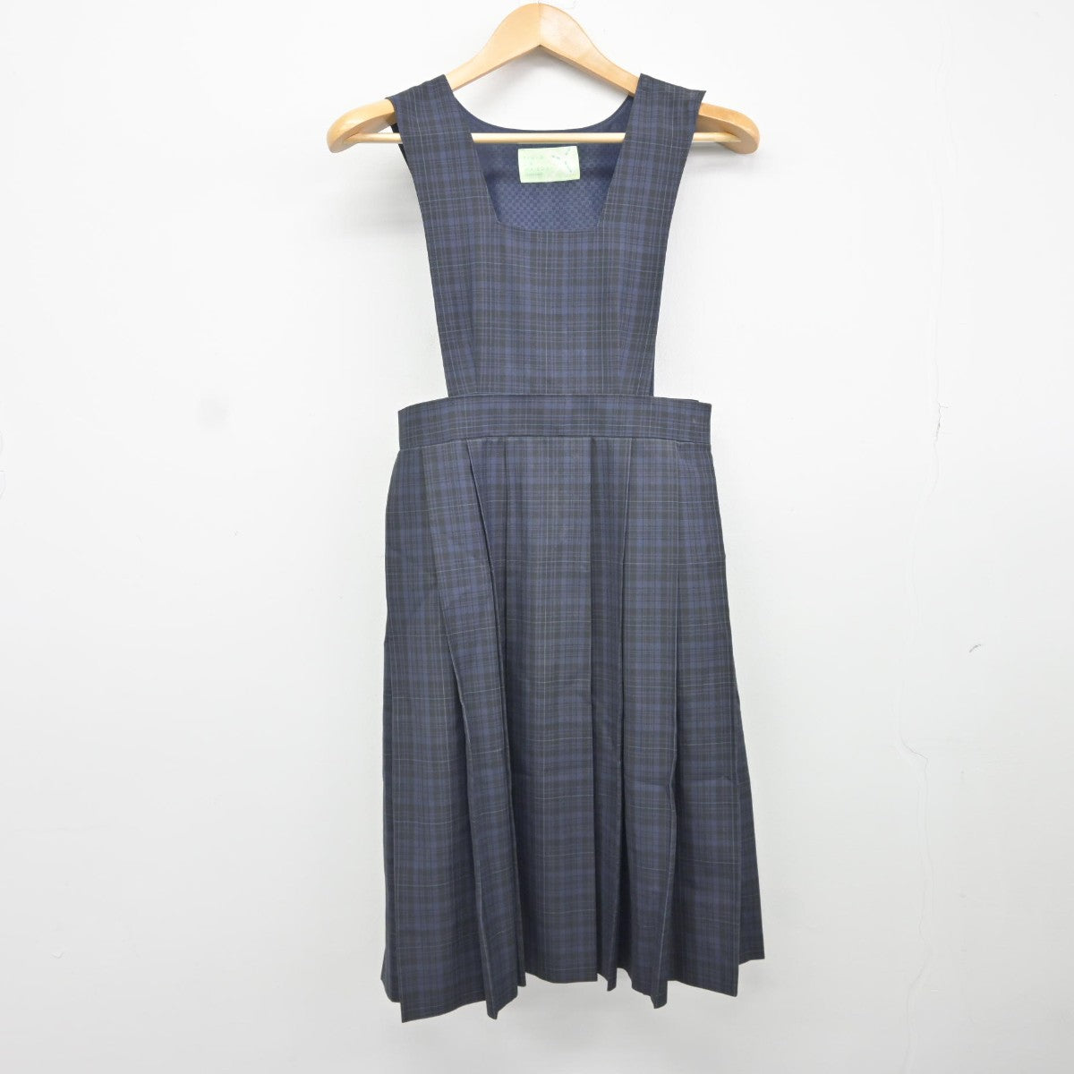 【中古】福岡県 箱崎清松中学校 女子制服 2点（シャツ・ジャンパースカート）sf037388