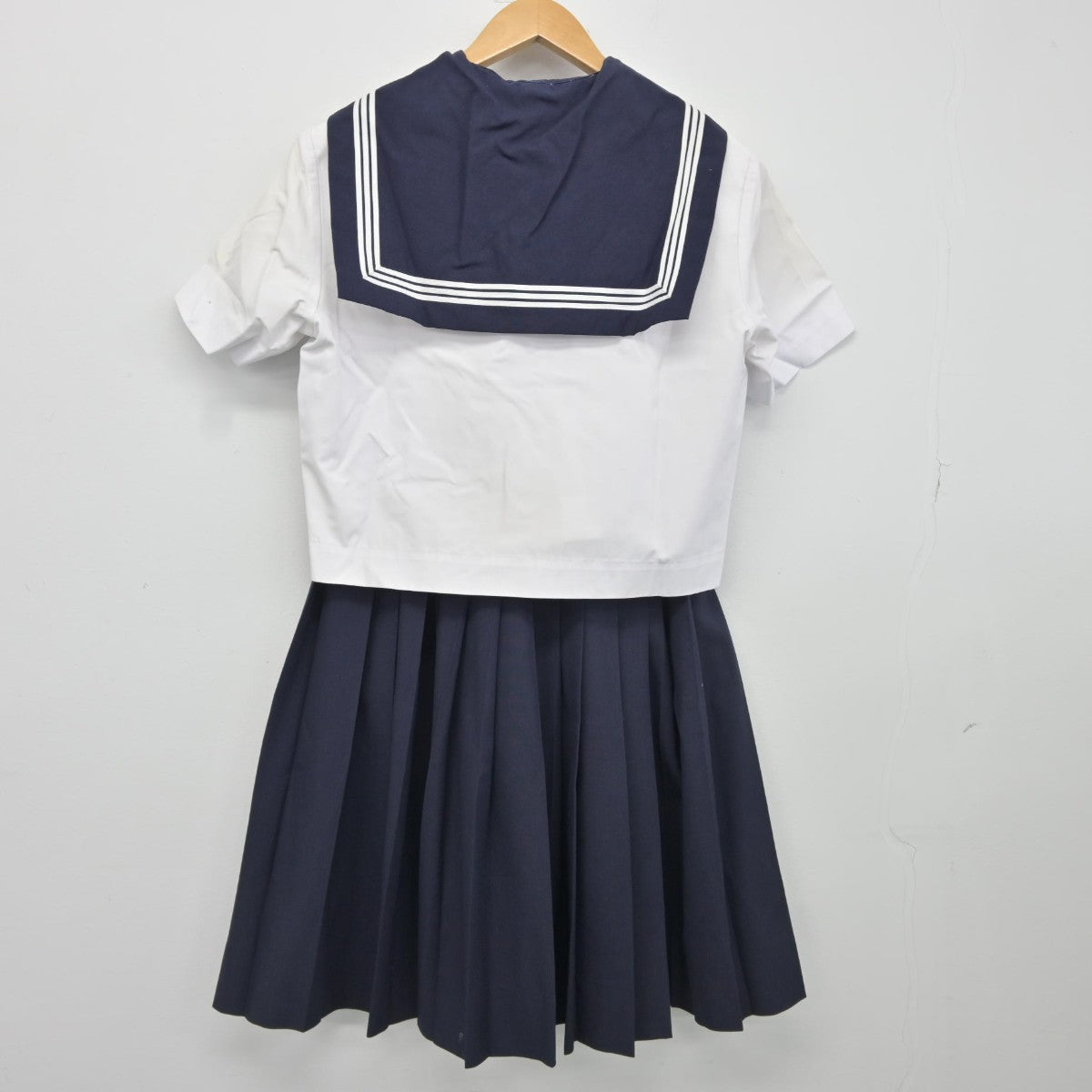 【中古】兵庫県 安室中学校 女子制服 3点（スカート・スカート）sf037461