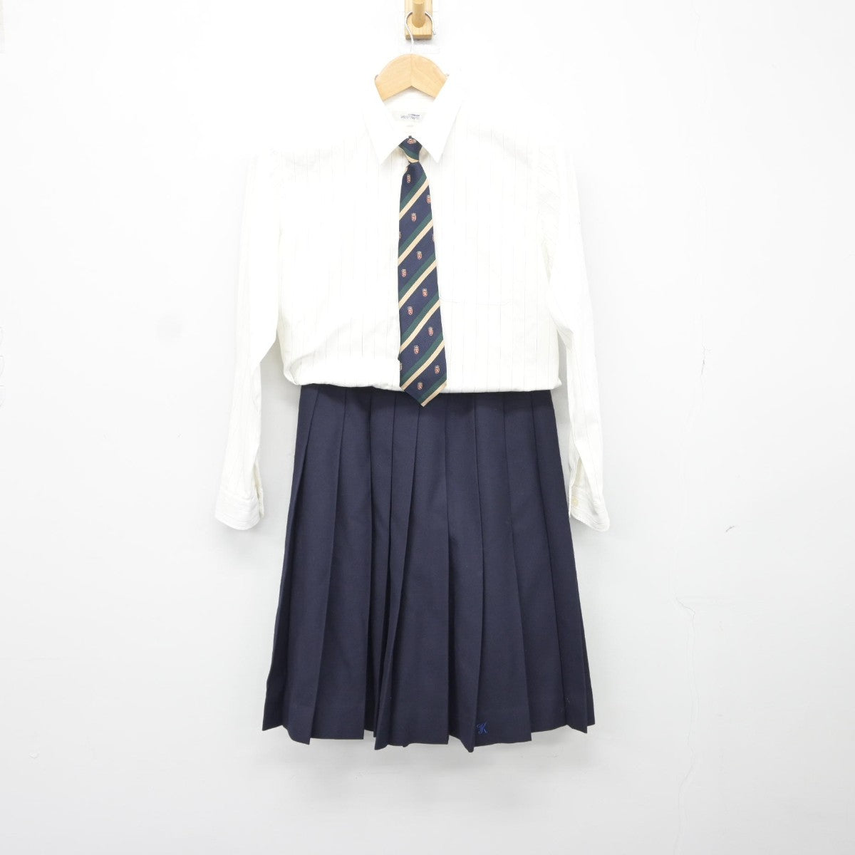 【中古】広島県 広島観音高等学校 女子制服 4点（ブレザー・シャツ・スカート）sf037468