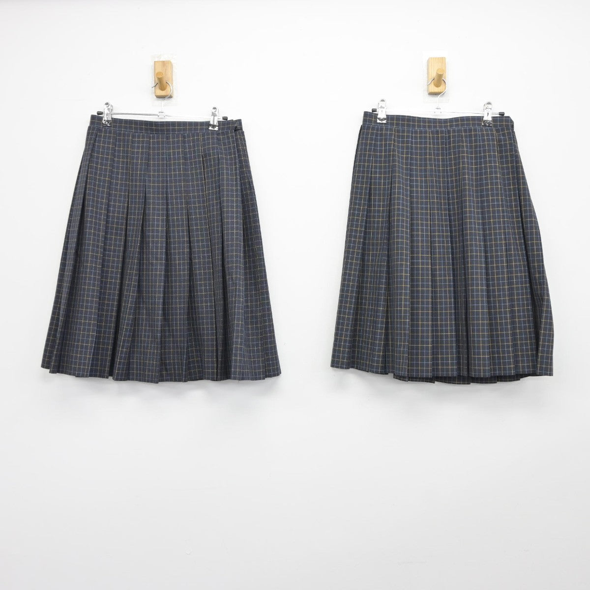 【中古】東京都 品川学園 女子制服 3点（ブレザー・スカート）sf037473