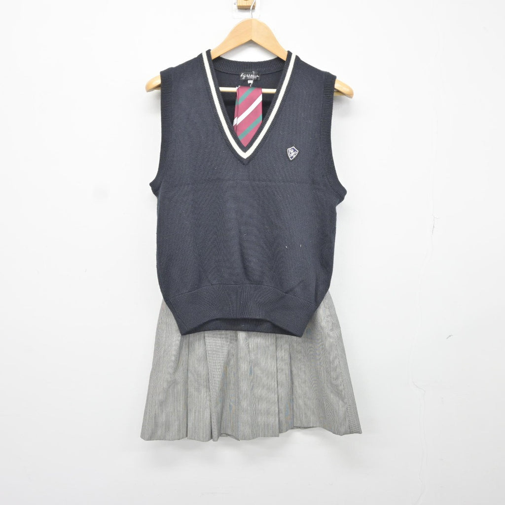 【中古】愛知県 中京大学附属中京高等学校 女子制服 3点（ニットベスト・スカート）sf037475