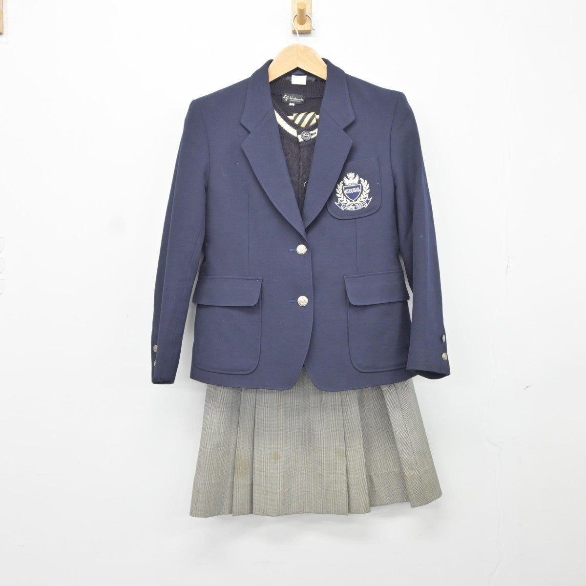 【中古】愛知県 中京大学附属中京高等学校 女子制服 4点（ブレザー・ニット・スカート）sf037477