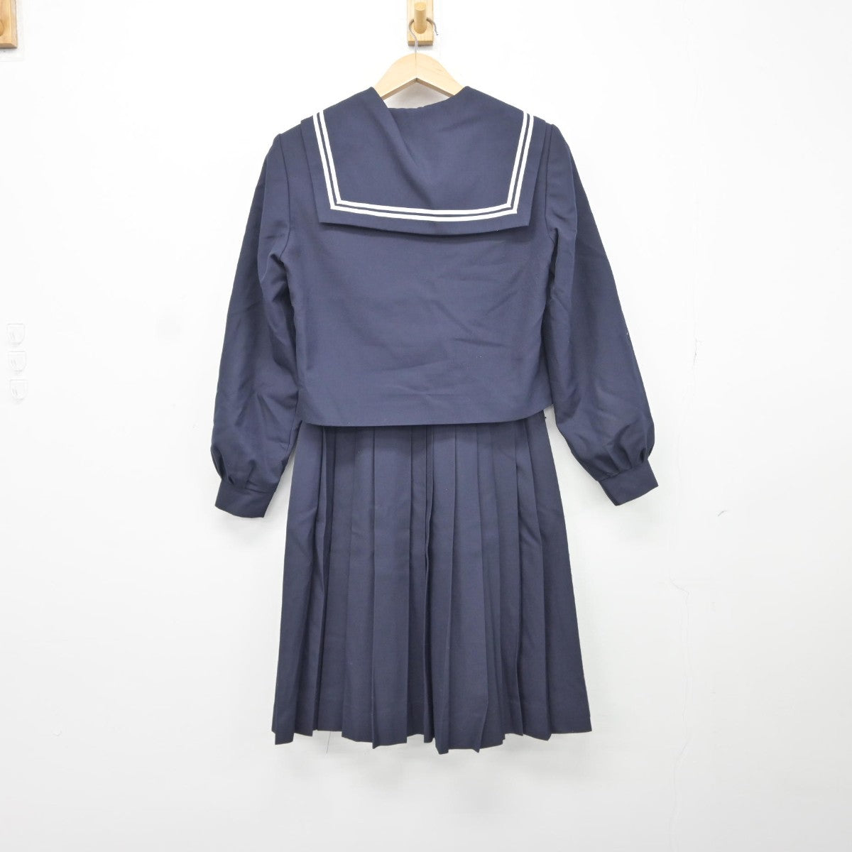 【中古】愛知県 南陽中学校 女子制服 3点（セーラー服・スカート）sf037488