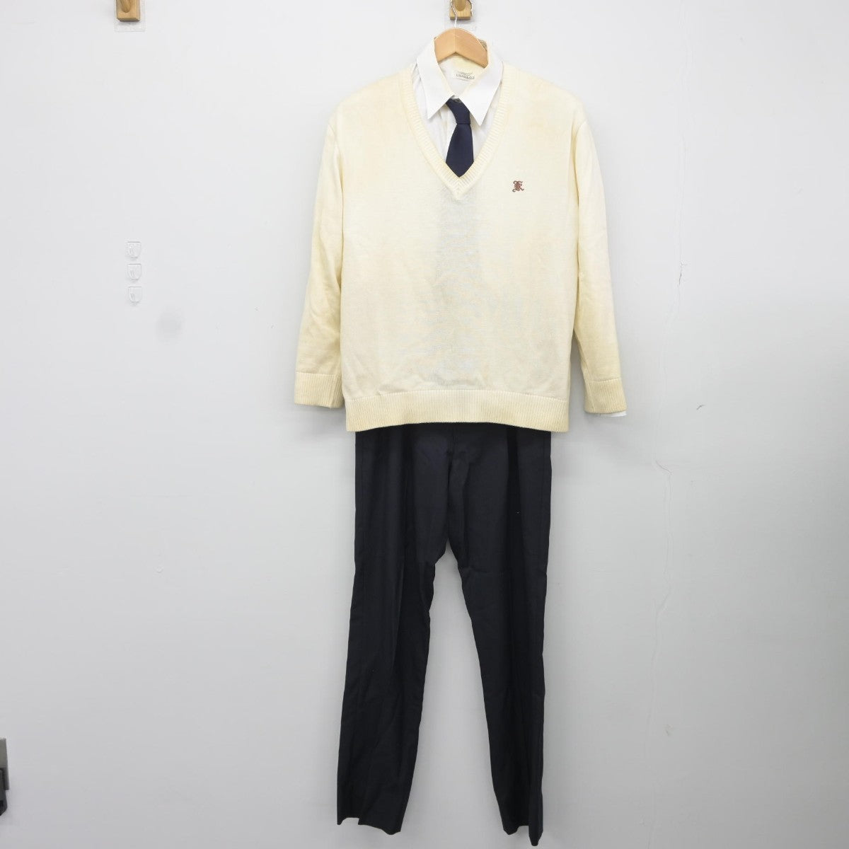 【中古】東京都 関東国際高等学校 男子制服 6点（ブレザー・ニット・シャツ・ズボン）sf037537