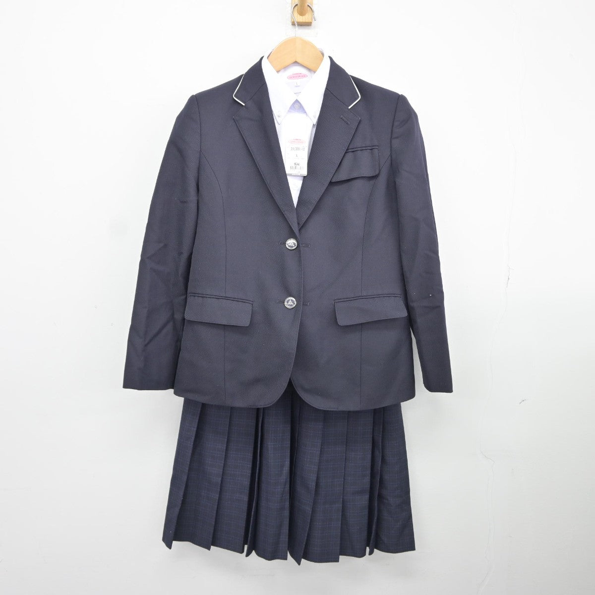 【中古】福岡県 福岡市内中学新標準服 女子制服 4点（ブレザー・シャツ・スカート）sf037556