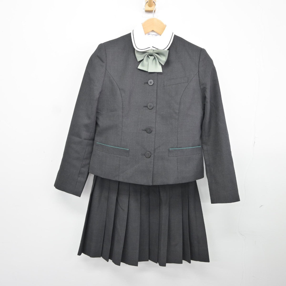 【中古】神奈川県 鎌倉女子大学中等部高等部 女子制服 5点（ブレザー・ベスト・シャツ・スカート）sf037568