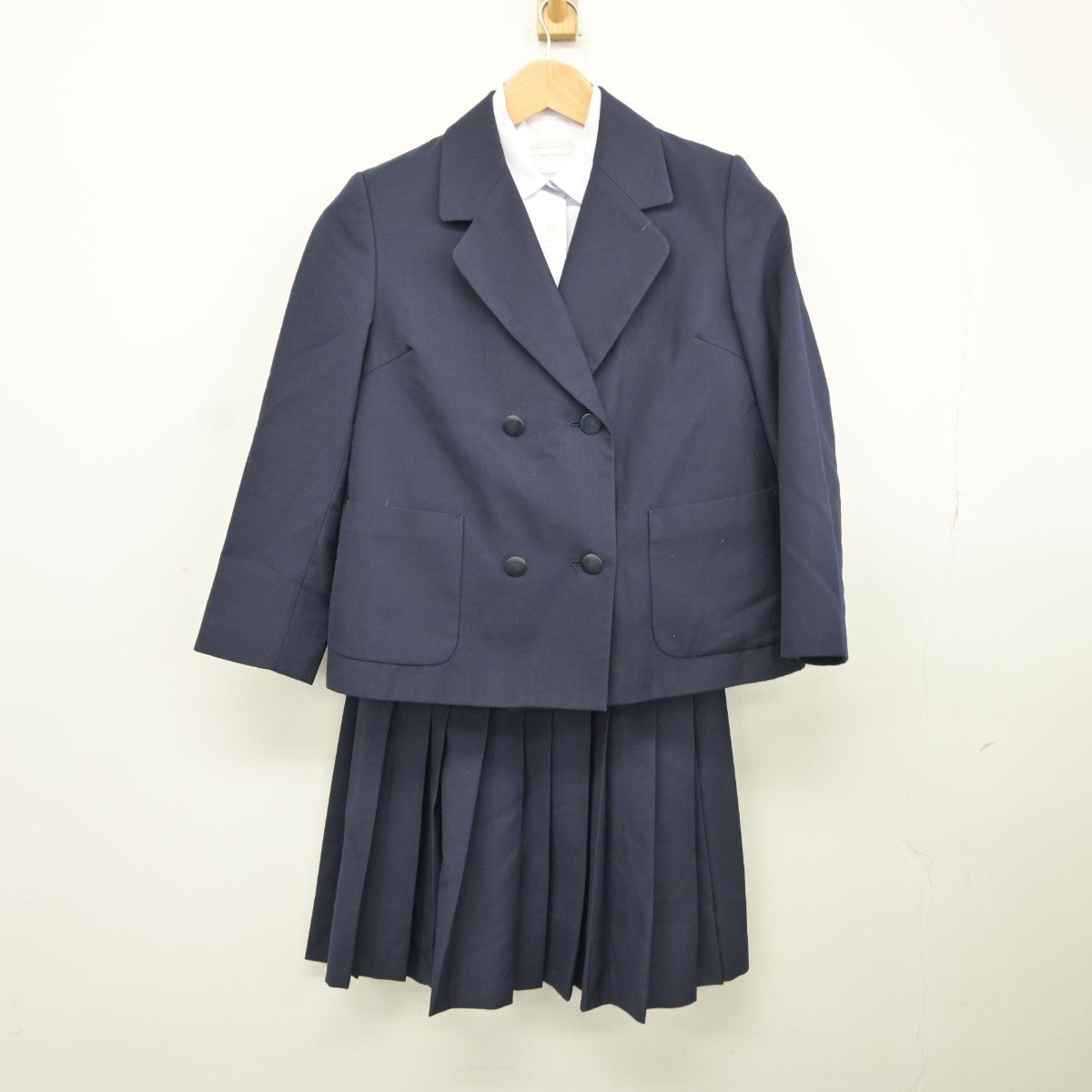 【中古】長崎県 佐世保市立清水中学校 女子制服 4点（ブレザー・ベスト・シャツ・スカート）sf037574