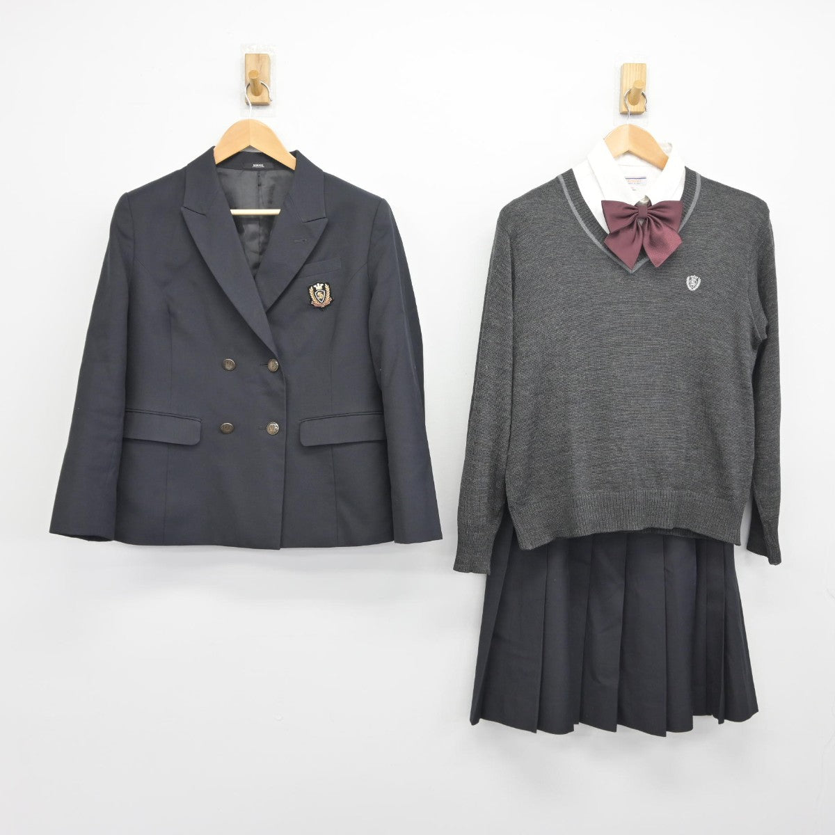 中古】埼玉県 埼玉栄高等学校 女子制服 6点（ブレザー・ニット・シャツ・スカート）sf037593 | 中古制服通販パレイド